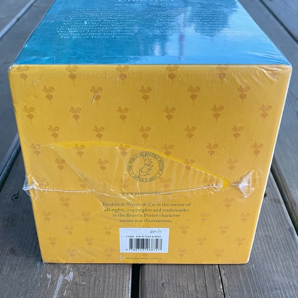 The Complete Peter Rabbit Library by Beatrix Potter 23 Book Boxed Set - Picture 10 of 12